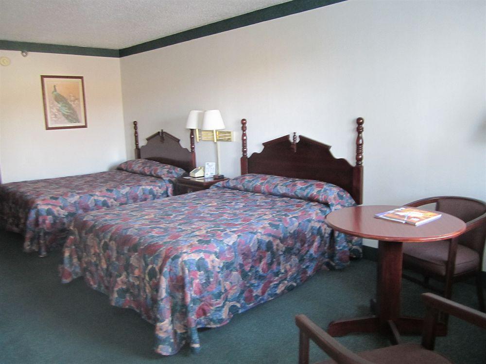 Evergreen Inn Branson Exterior foto